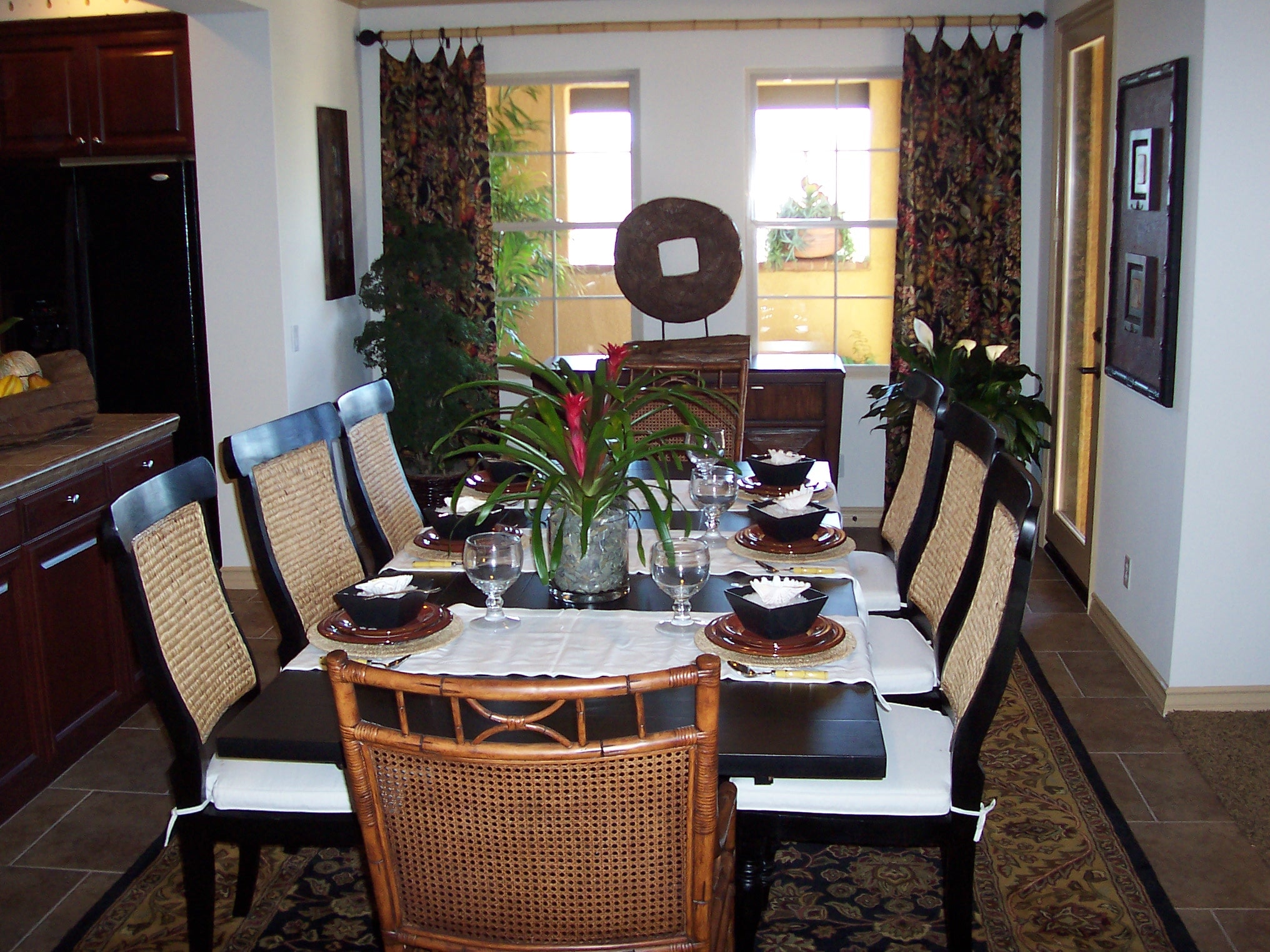 Tropical Warmth — J. Michael Scott Interiors dining room design